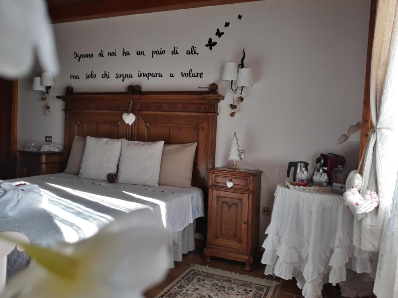 Le Coeur Du Pont Hotel Donnaz Bagian luar foto